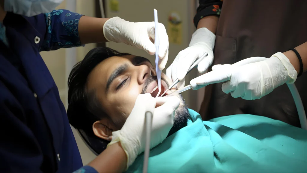 DENTAL IMPLANT